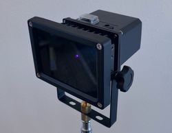 Proiettore UV a 365-370 nm per Restauro e Forense